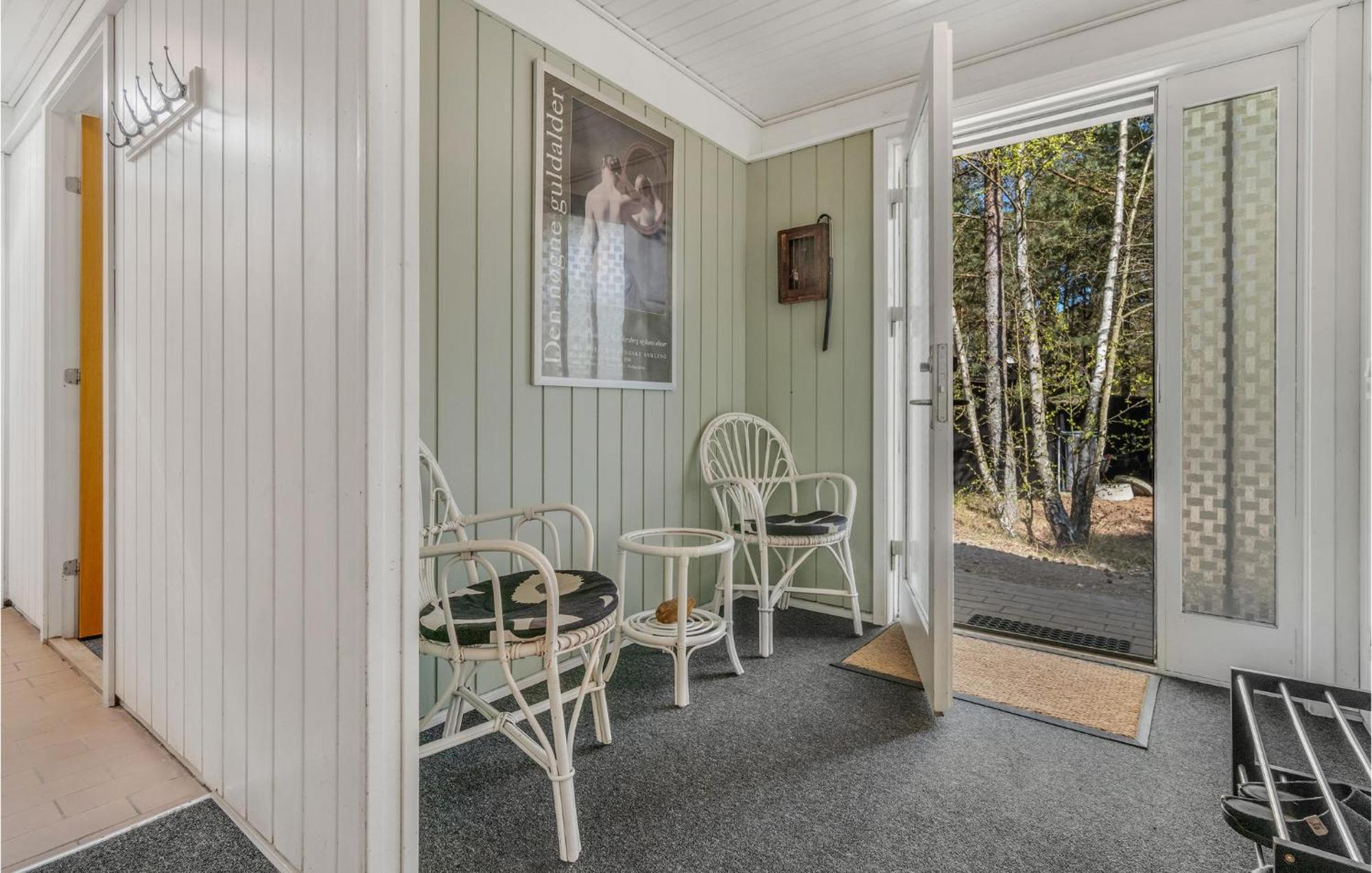 Lovely Home In Nexo With Kitchen Eksteriør bilde